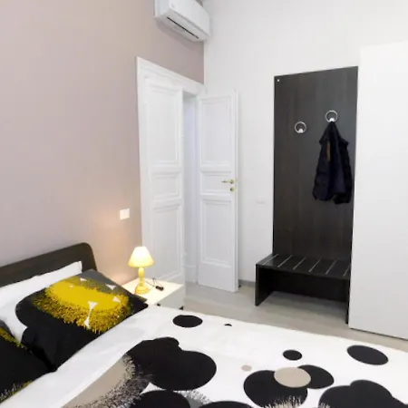 Contemporary In 50 M² With Balcony